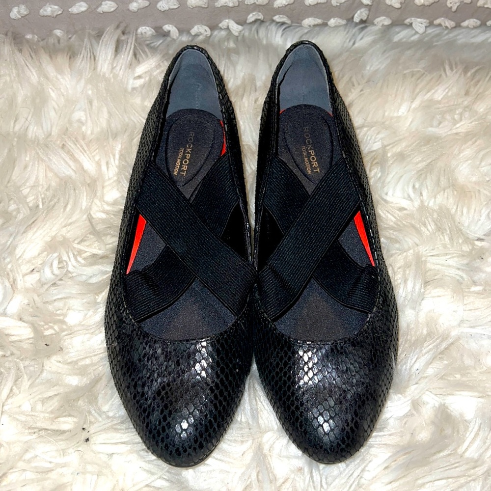 EUC Rockport Total Motion flats